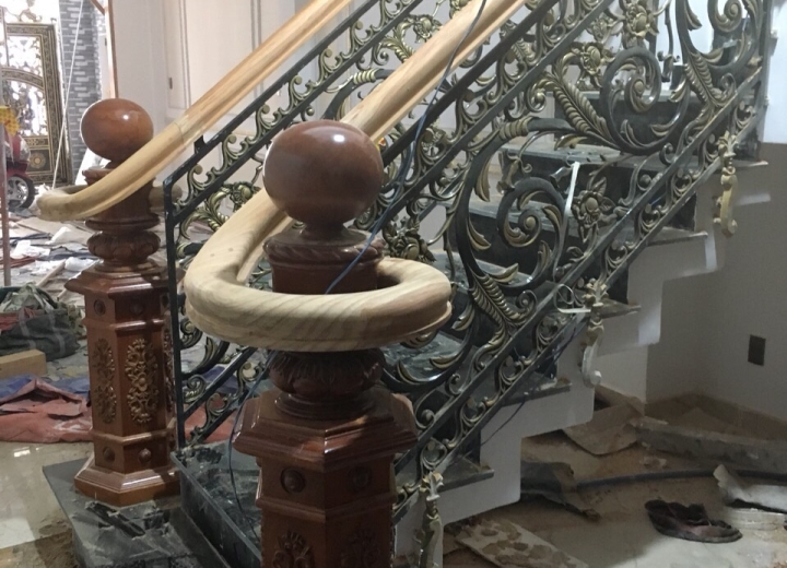 Cầu thang gỗ chuyên nghiệp 